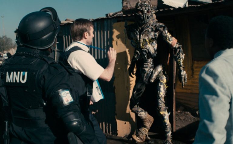 Дев’ятий округ (District 9, 2009) — рецензія на фільм, де люди виявились чужими